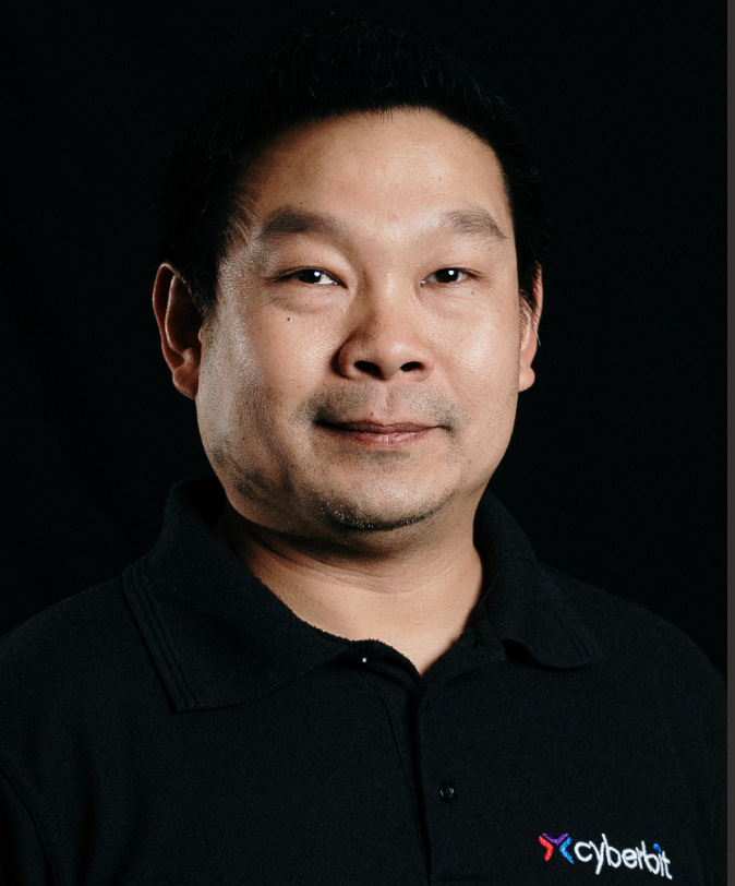 Nat Prakongpan
